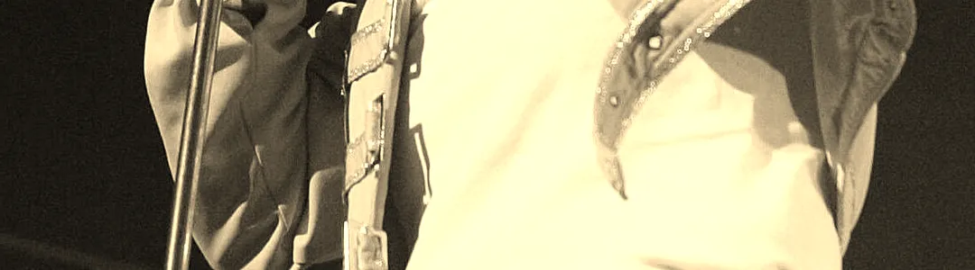 Queen - It's A Kinda Magic