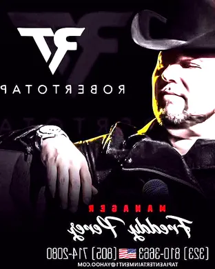 Live concert by Roberto Tapia